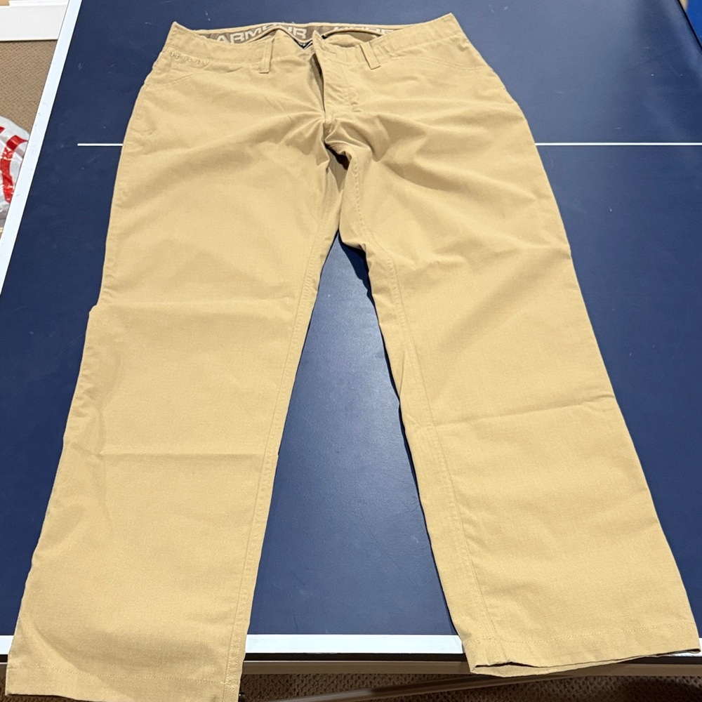 Under Armour Men's Khaki Chinos